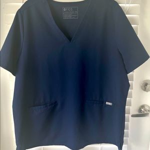 Figs Casma Three-Pocket Scrub Top